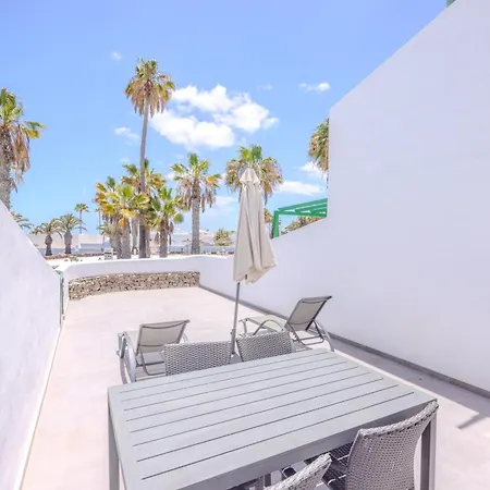Sea Breeze Two Bedroom Apartmán Costa Teguise