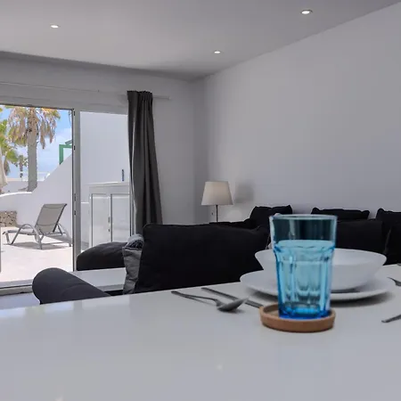 Sea Breeze Two Bedroom Apartmán Costa Teguise